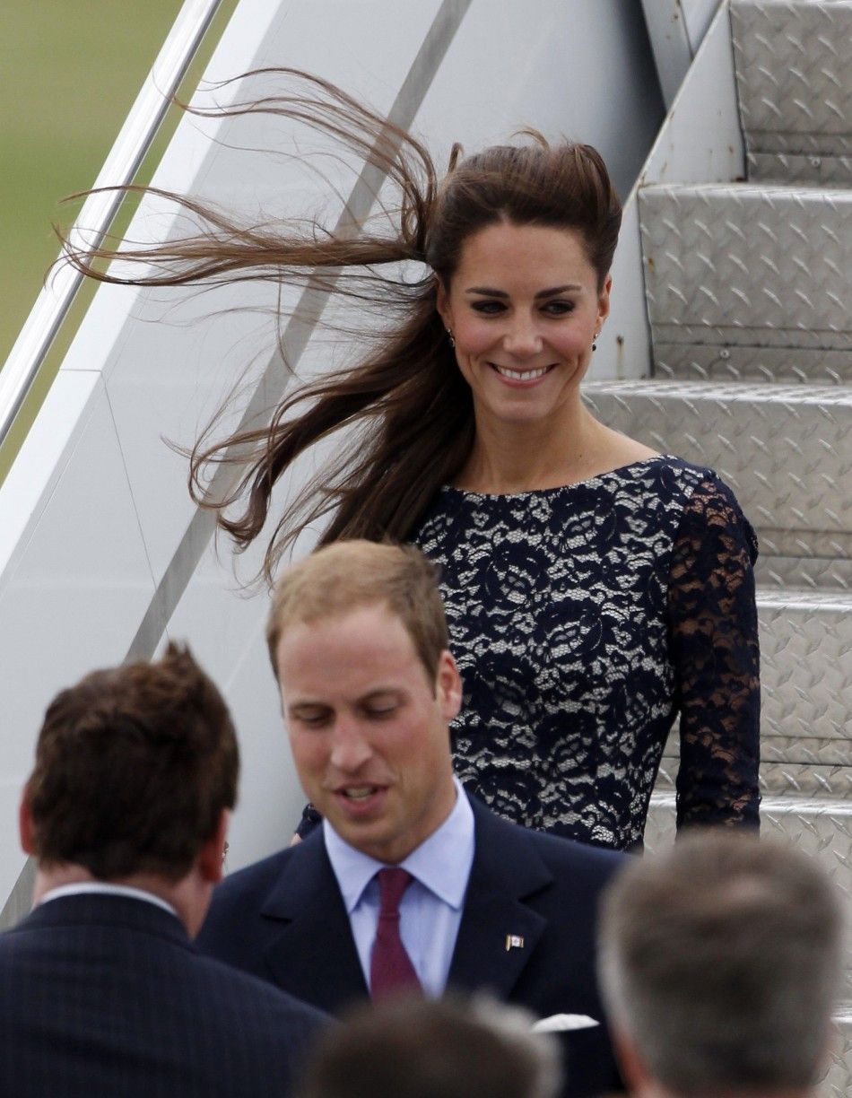 Kate Middleton embraces Canadas windy weather in style