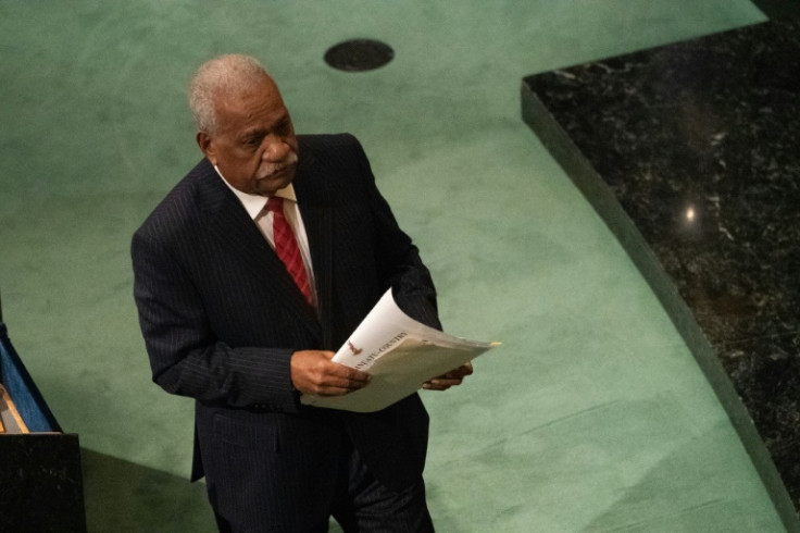 Snap elections were held on Vanuatu after president Nikenike Vurobaravu dissolved parliament in August