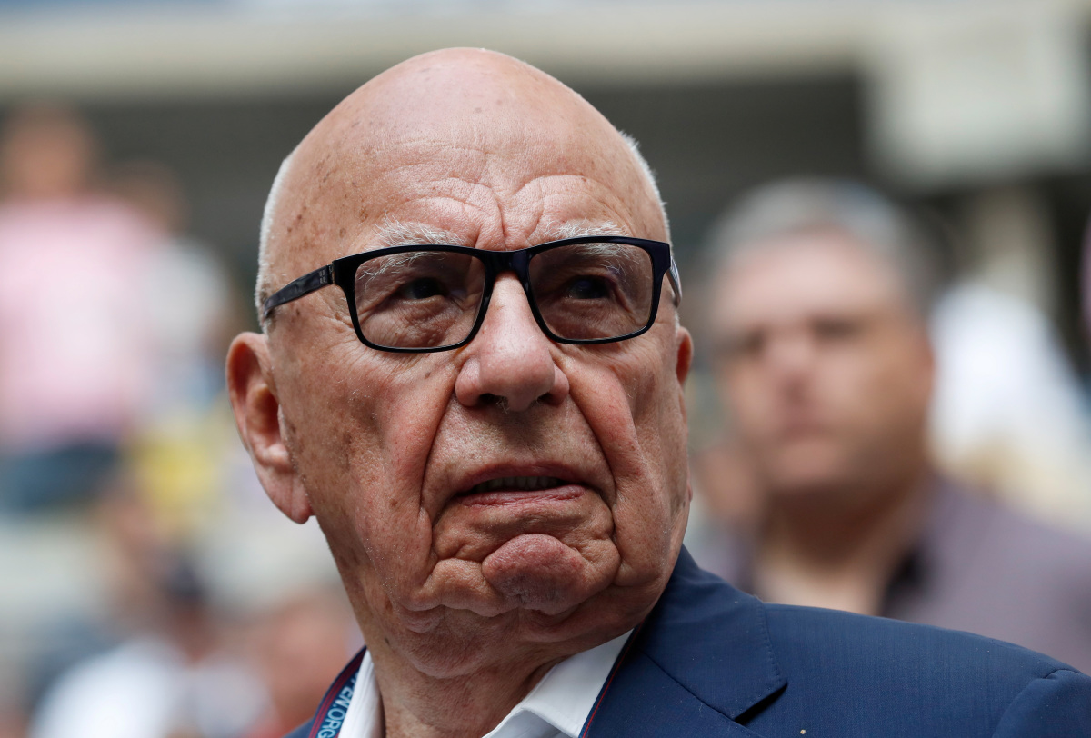 Rupert Murdoch Considers Combining Fox, News Corp