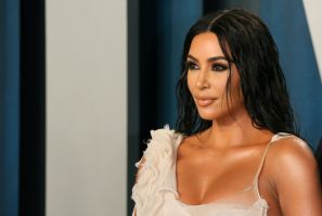 US reality star Kim Kardashian was fined for illegally promoting a cryptocurrency