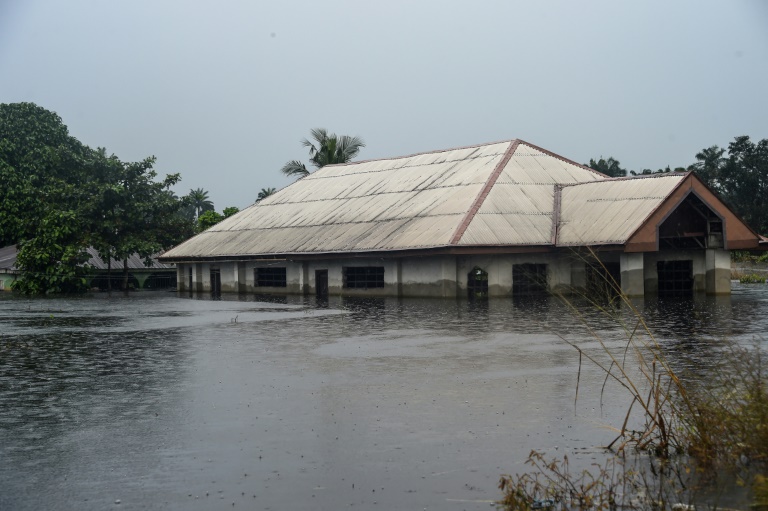 Displaced By Flooding, Nigerians In Desperate Need Of Help | IBTimes