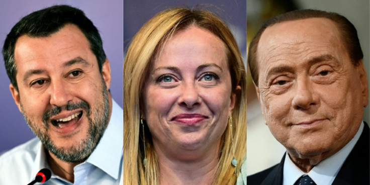 Foto montase de Giorgia Meloni, du parti Fratelli d'Italia, dan de ses partenaires de koalisi Matteo Salvini (g), chef de la Ligue, et Silvio Berlusconi, chef de Forza Italia