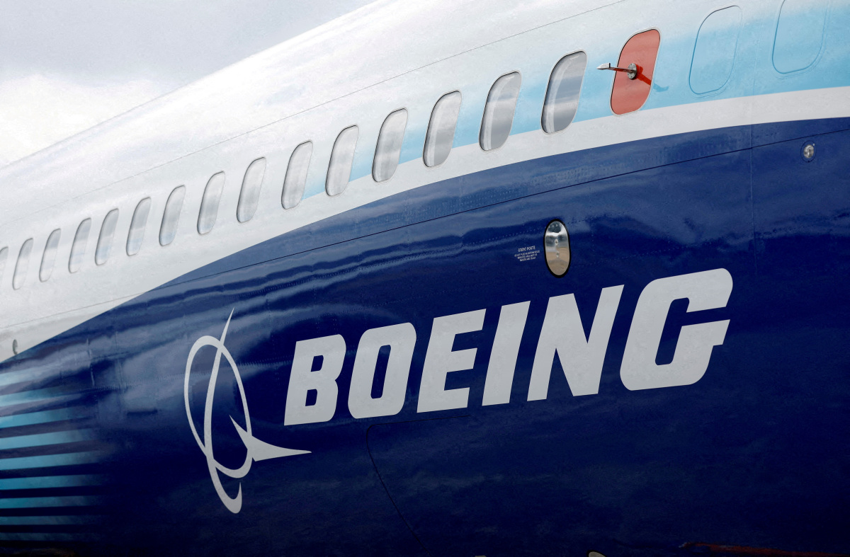 Boeing Reports Deeper Loss On Charges In Defense Business | IBTimes