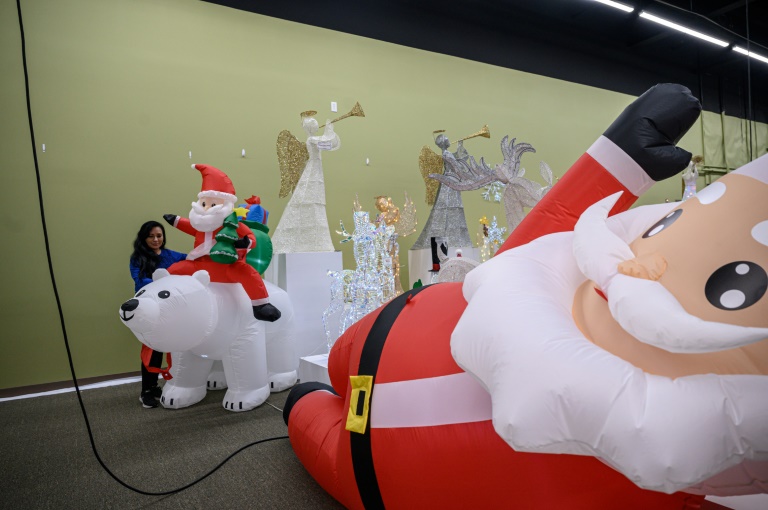 California Man Charged With Stealing Inflatable Christmas Decors From 