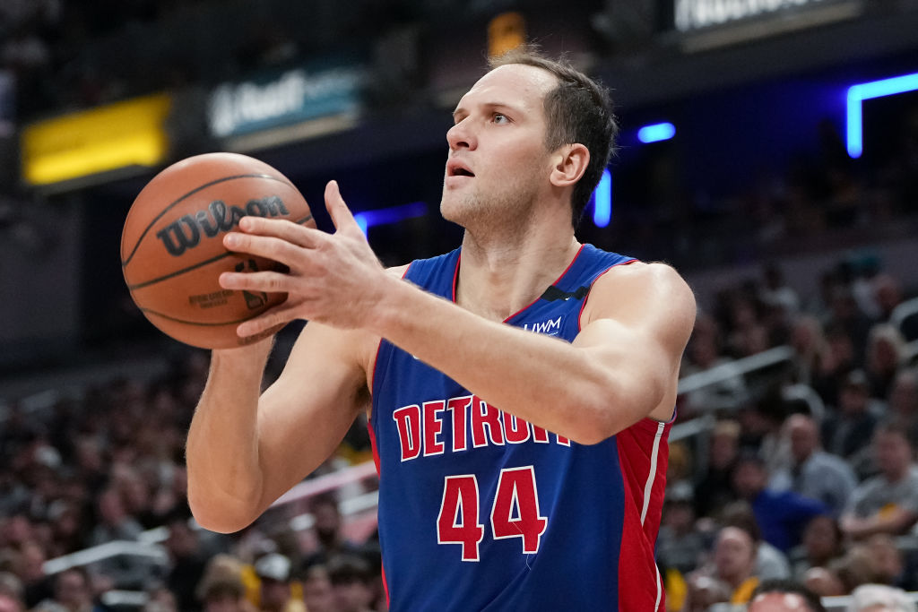 Pistons Keep Faith In Bojan Bogdanovic As Croatian Standout Agrees To ...