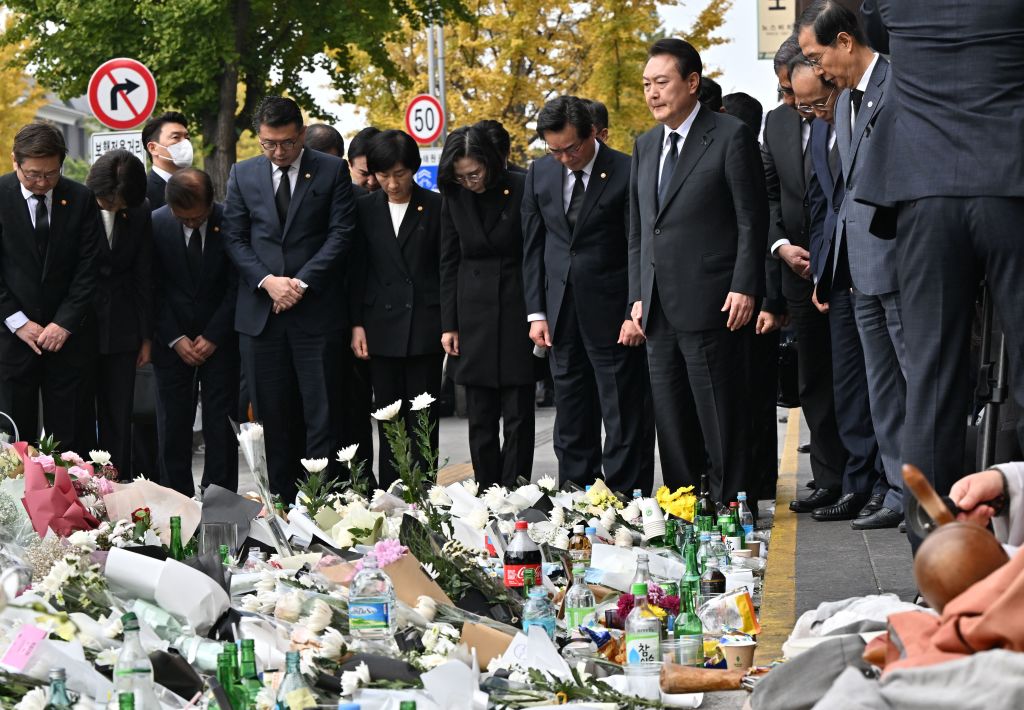 Itaewon Stampede: Police Were Called Hours Before Crowd Crush ...