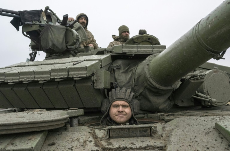 A Ukrainian army tank unit nears Kherson's frontline as Britain pledges to support until Kyiv "has won"