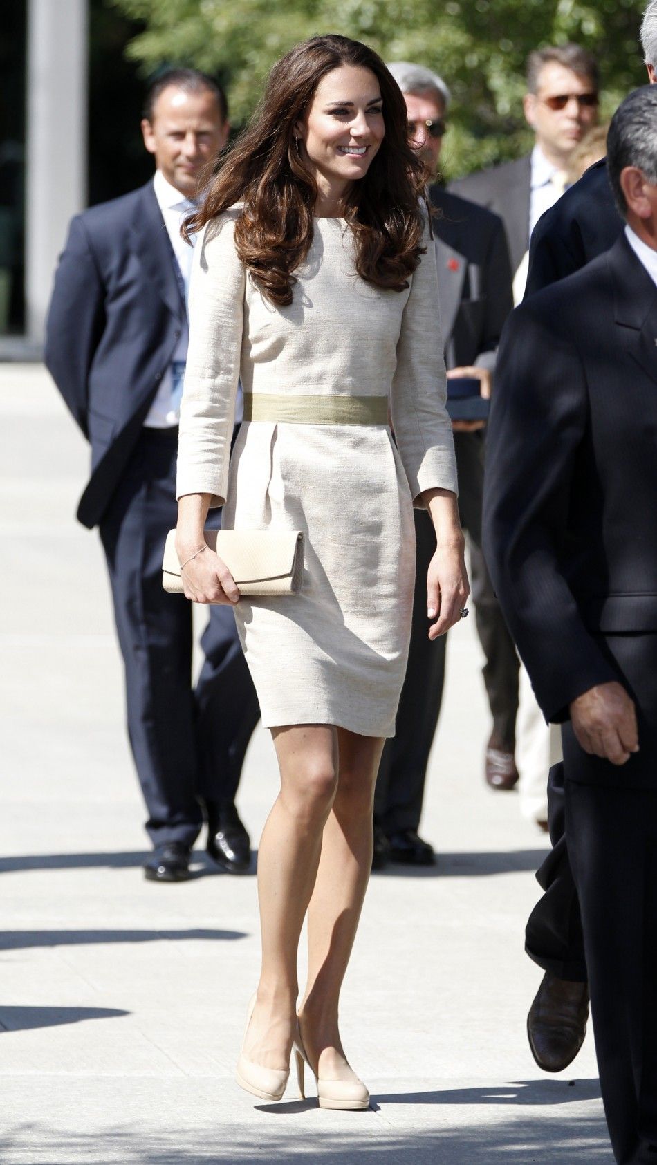 Structured and elegant Kate Middletons fashion statement for Day 6 Royal Tour.