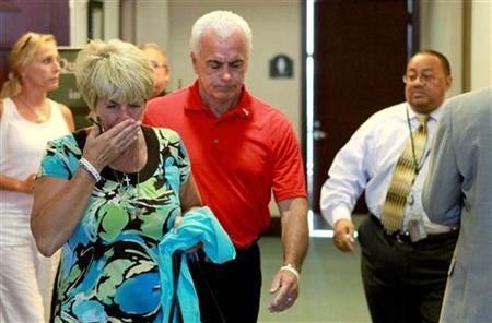 Caseys Parents Cindy and George Anthony Leave the Trial Seemingly Angry