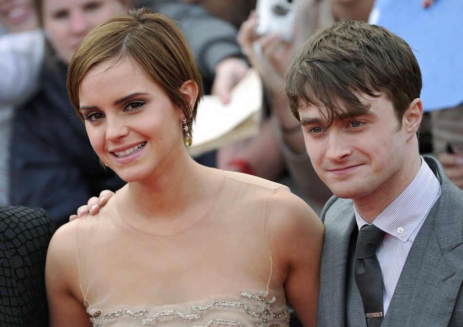 Emma Watson and co-stars bid tearful adieu at final Harry Potter premiere.