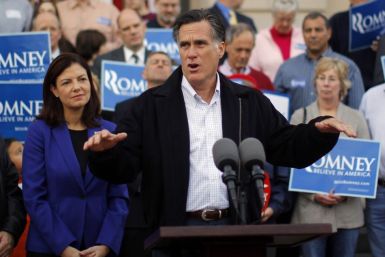 Mitt Romney and Kelly Ayotte