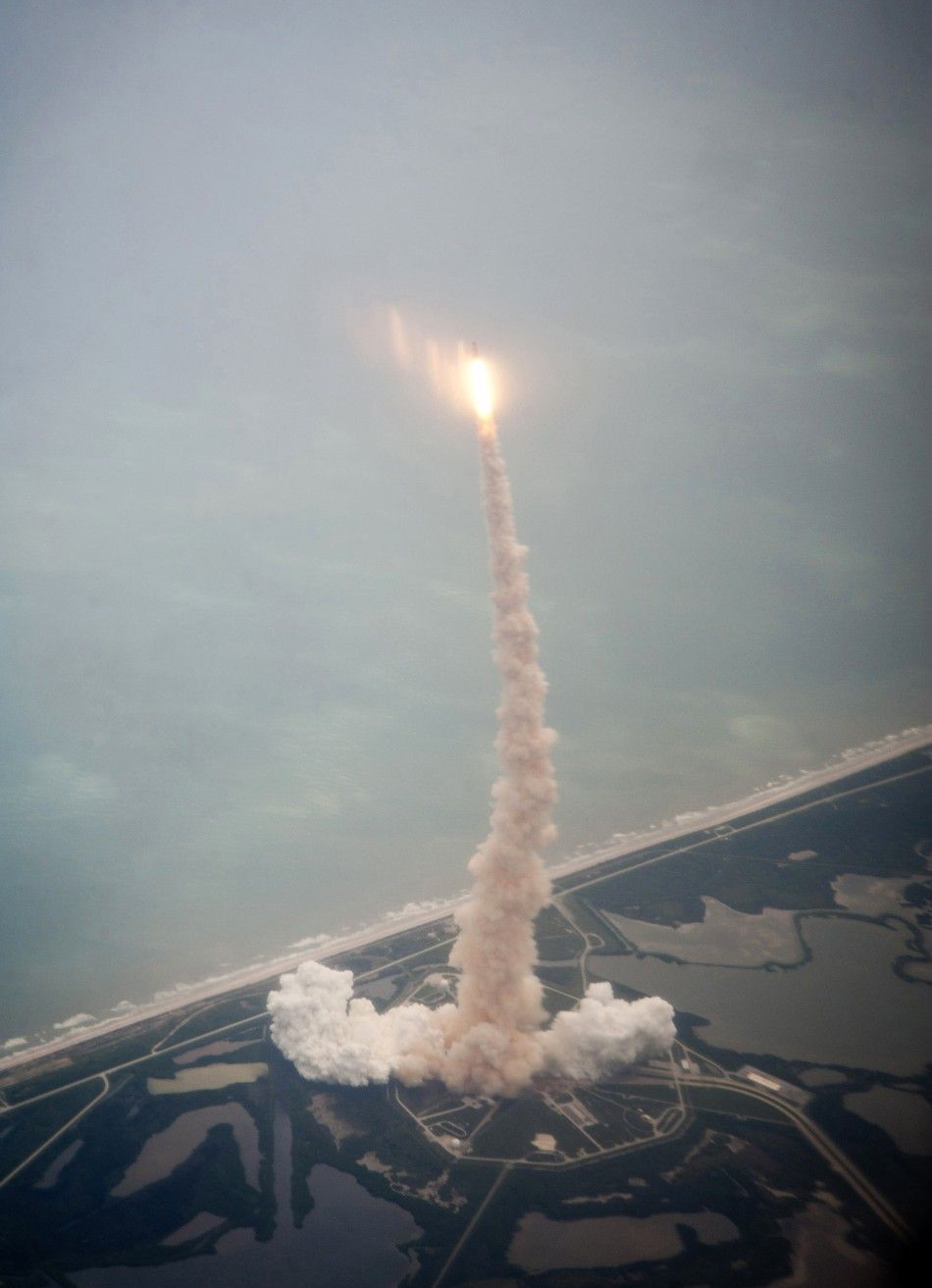 Latest pictures of Atlantis space shuttle launch.