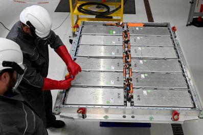 Battery cell production in a Volkswagen pilot line in Salzgitter
