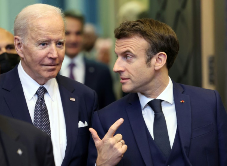 Emmanuel Macron (R) will be the first French president to be welcomed for two US state visits