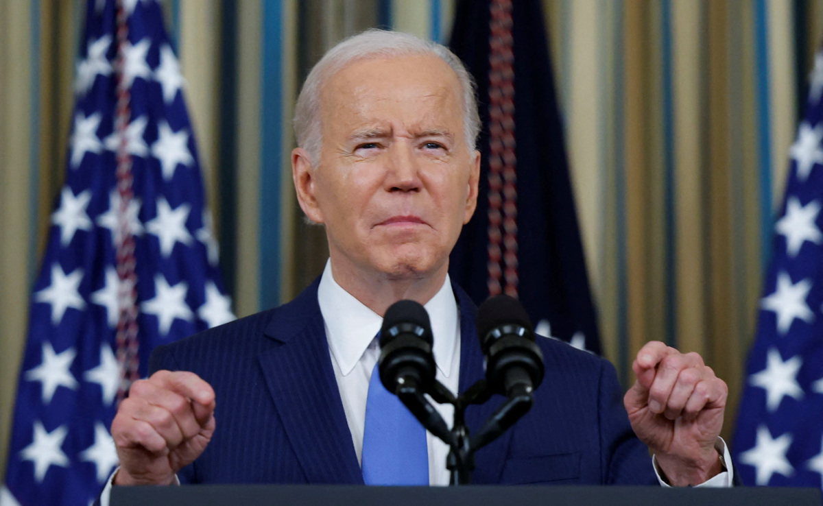 Biden Says Ukraine, COVID Are Priorities; Senate Democrats Push For ...