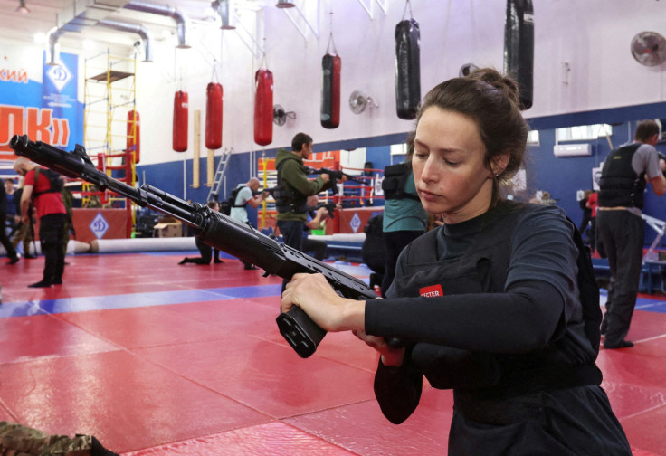 Military training at the sports and patriotic club "Yaropolk" in Krasnogorsk