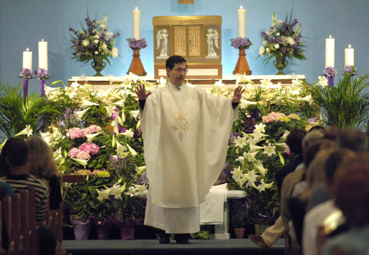 Father Frank Anthony Pavone gives Homily.