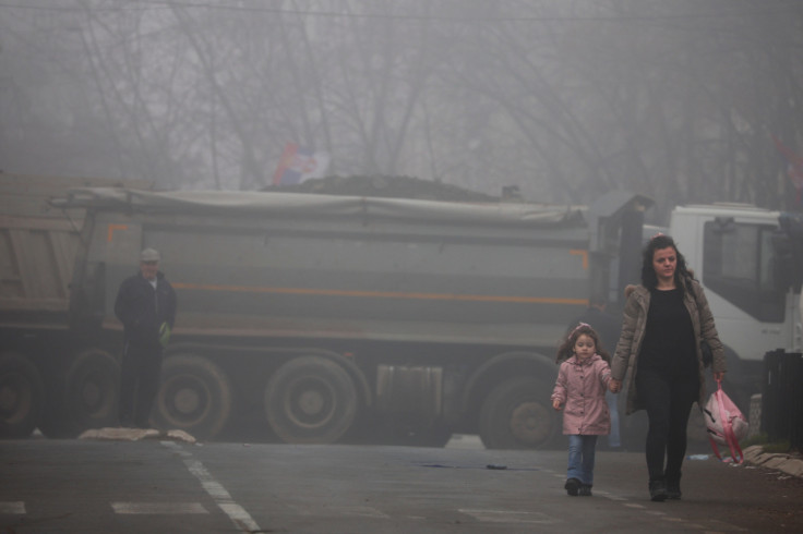 Tensions remain high as roads in northern Kosovo still blocked
