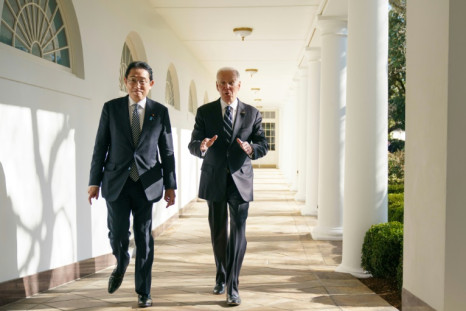 US President Joe Biden and Japanese Prime Minister Fumio Kishida discuss increased Japanese defense spending in the Oval Office