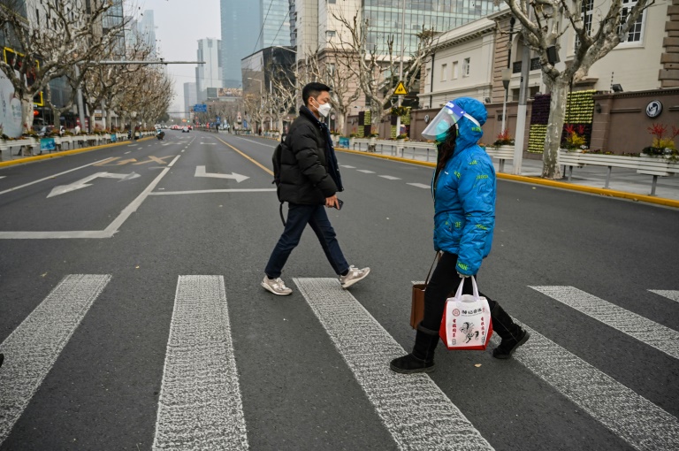 https://d.ibtimes.com/en/full/4406219/chinas-health-authorities-report-first-major-covid-related-death-toll-since-government-loosened.jpg