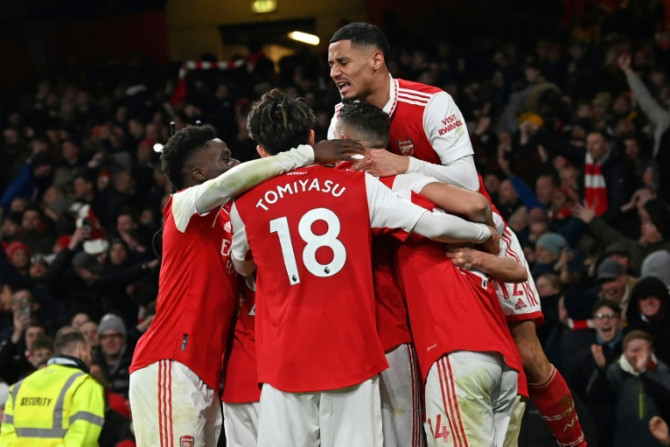 Arsenal are five points clear at the top of the Premier League after beating Manchester United 3-2