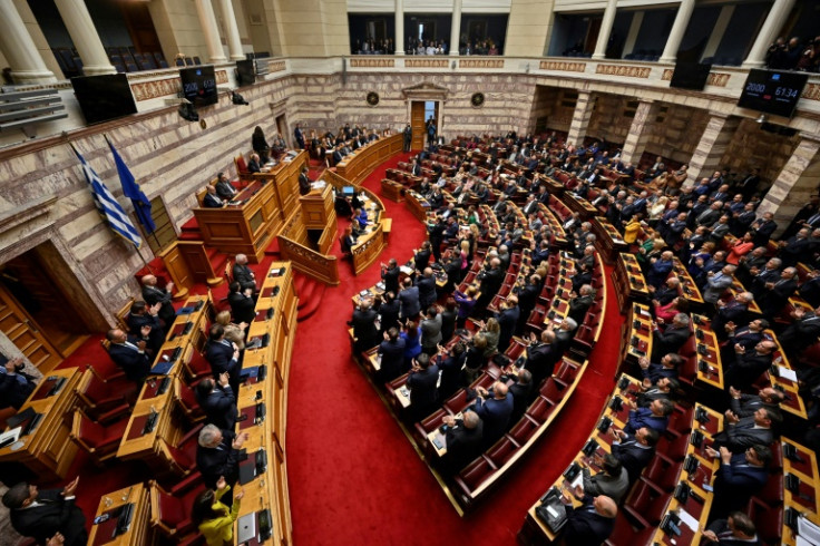 The censure motion was defeated by 156 votes to 143 in the 300-seat chamber