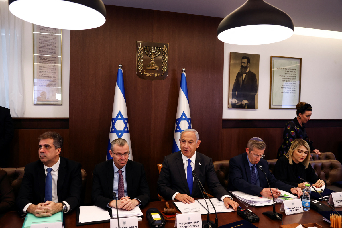 Tel Aviv Shares Drop Amid Netanyahu Judiciary Plans, Rising Violence