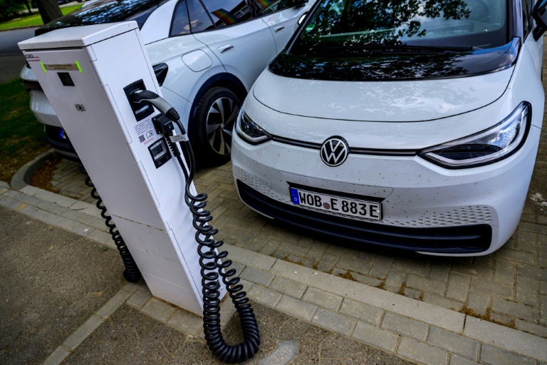 Electric Cars Gain Record Market Share In Europe IBTimes