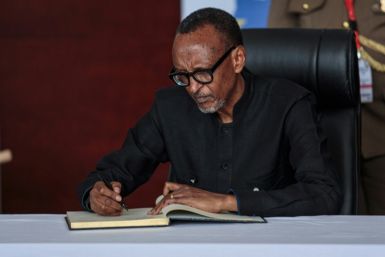 Rwandan President Paul Kagame is on his first visit to Burundi in a decade