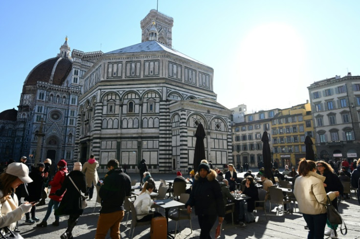 It took about 70 years to cover the eight segments of the dome with mosaics.