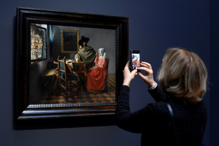 The museum has sold a record 200,000 advance tickets for the Vermeer exhibition
