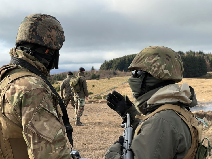Ukrainian civilians receive urban warfare training at a military installation in the north of England
