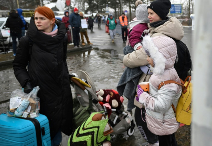 Mental health specialists say Ukrainian parents can fear talking about the war will exacerbate their children's trauma