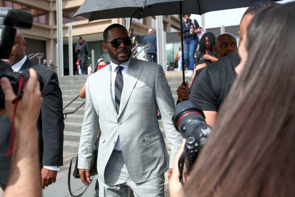 R. Kelly at the Criminal Court Building in Chicago