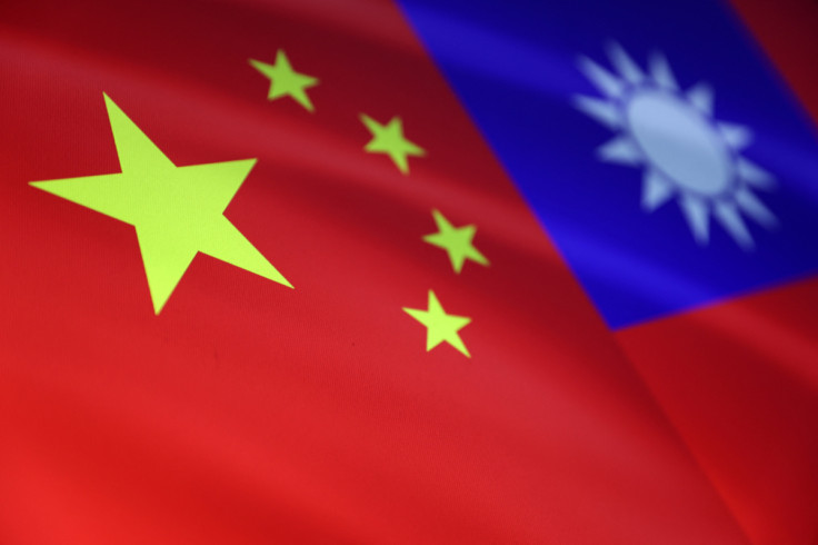 Illustration shows Chinese and Taiwanese flags