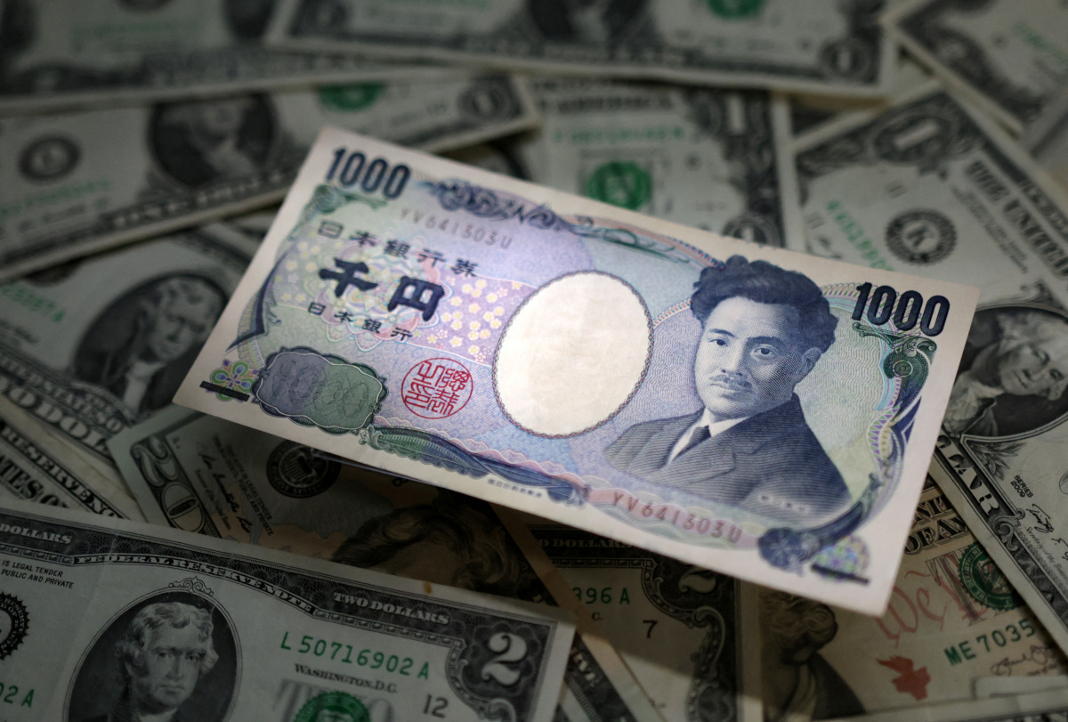 Safe-haven Yen Regains Footing As Caution Builds Over Bank Contagion ...