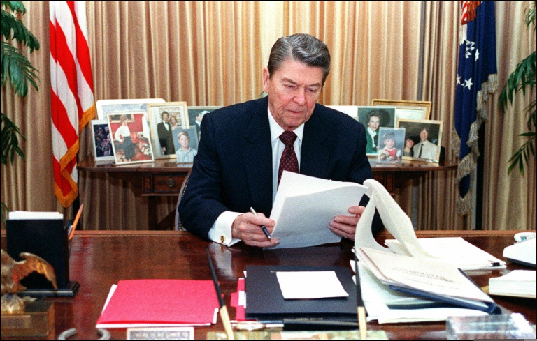 Reagan's 'Star Wars' At 40: Battle Of The Satellites | IBTimes