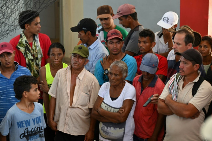 The government accuses the Gulf Clan of fomenting violence and vandalism committed by illegal gold miners