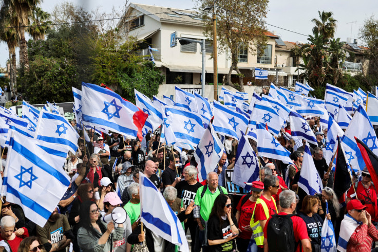 Israelis protest plans for judicial overhaul in Tel Aviv