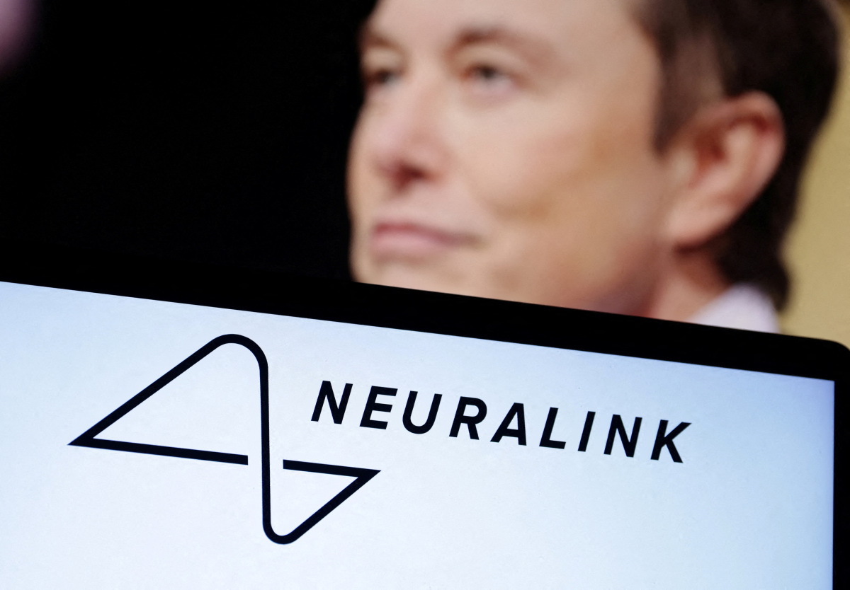 Elon Musk’s Neuralink Brain Chip Implant Shows Promising Results in First Human Recipient’s Recovery