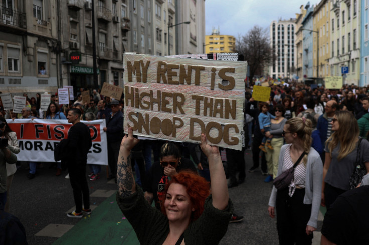 Protest for the right to affordable housing in Lisbon