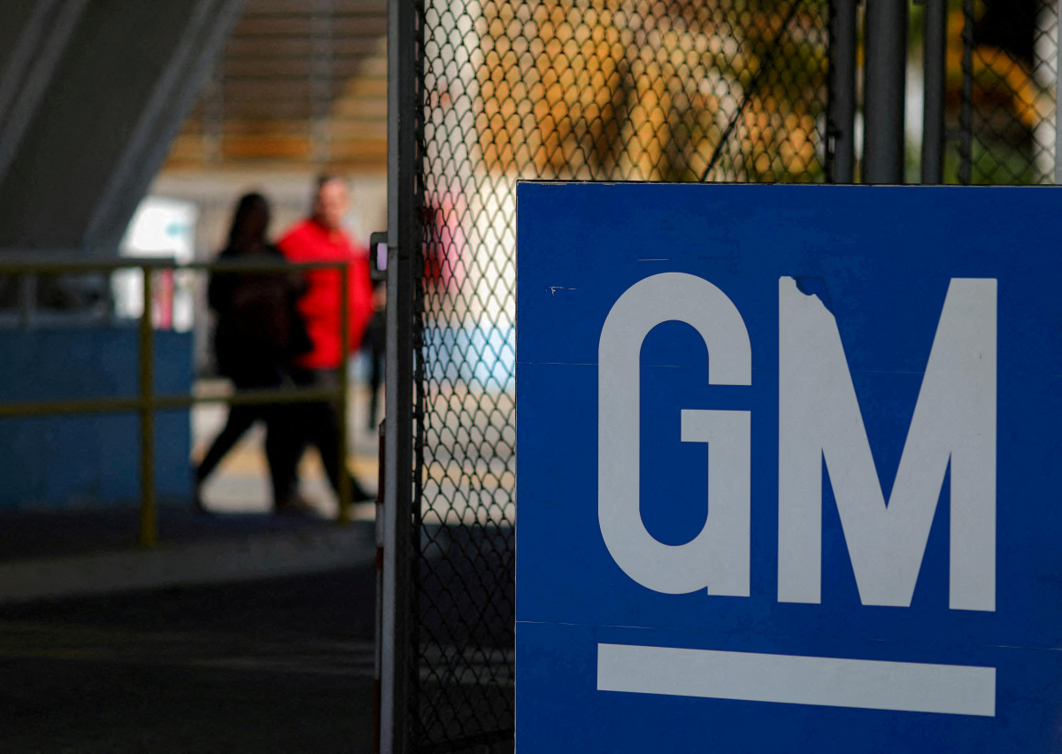 GM Faces Class Action Lawsuit Over Faulty Transmissions In Around