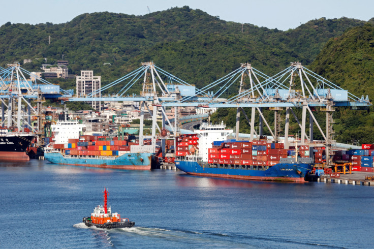  Container ships in Keelung