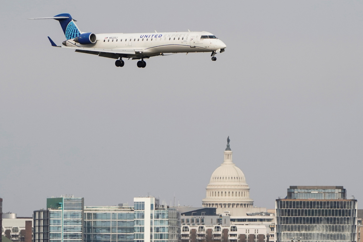 Israel-Bound United Airlines Flight Forced To Take U-Turn After 'Unruly ...