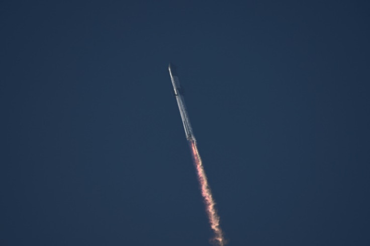 The SpaceX Starship lifts off from the launchpad during a flight test from Starbase in Boca Chica, Texas