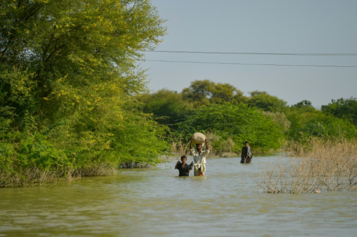 Cases of malaria in Pakistan rose to 1.6 million after devastating floods last year