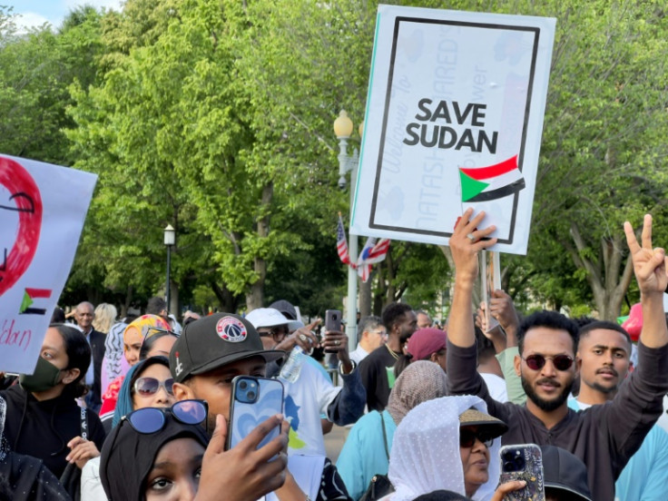 Protesters outside the White House, calling on Washington to intervene to stop the fighting in Sudan, on April 29, 2023