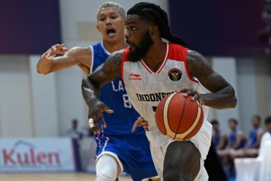 Missouri-born point guard Anthony Beane plays for Indonesia against Laos