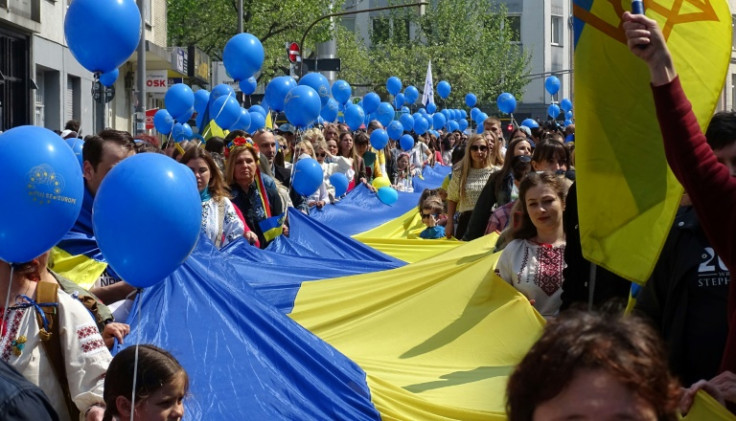 Several hundred Ukraine supporters rallied in Aachan