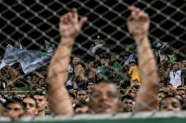 Colombia's football federation wants to erect metal fencing inside stadiums to keep hooligans off the pitch and apart from rival fans